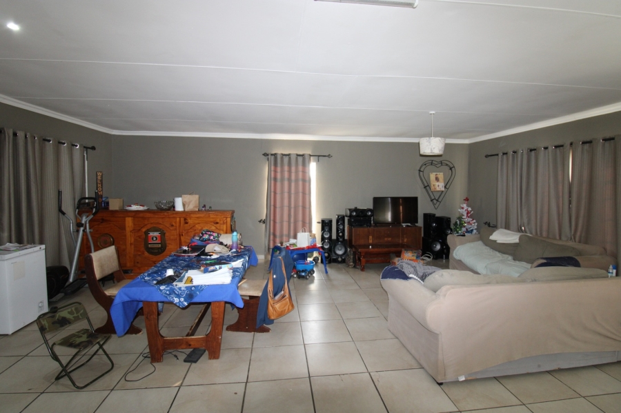 2 Bedroom Property for Sale in Highveld Free State